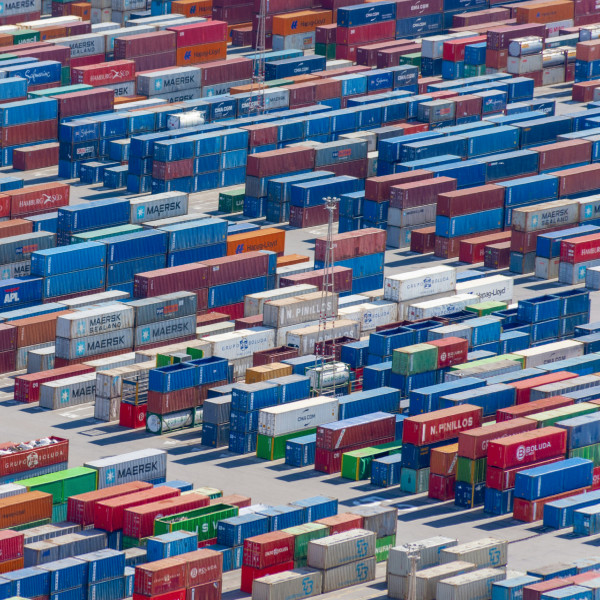 Контейнерные перевозки